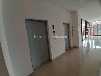 Apartamento de 1 alcoba en venta en Centro Internacional Bavaria, Bogotá, 28 m² · foto 4 de 15