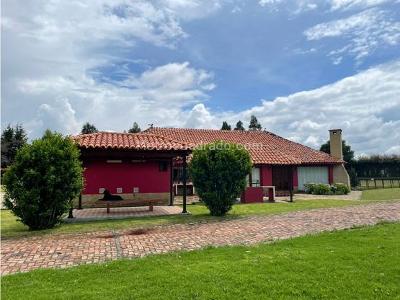 Casa de 3 alcobas en arriendo en Siberia Tenjo, Chía, 580 m² · foto 4 de 20