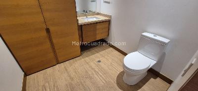 Apartamento de 2 alcobas en venta en Santa Barbara Alta Usaquen, Bogotá, 189 m² · foto 14 de 14