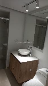 Apartamento de 3 alcobas en venta en Chico Iii, Bogotá, 166 m² · foto 12 de 17