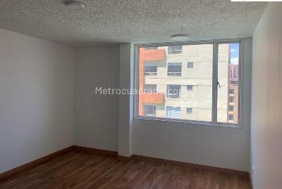 Apartamento de 3 alcobas en venta en Chico Iii, Bogotá, 166 m² · foto 6 de 17