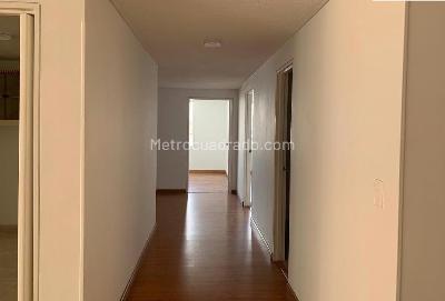 Apartamento de 3 alcobas en venta en Chico Iii, Bogotá, 166 m² · foto 5 de 17