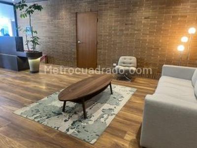 Apartamento de 1 alcoba en venta en San Patricio, Bogotá, 64 m² · foto 2 de 10