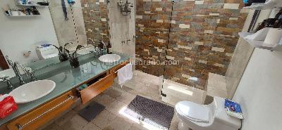 Apartamento de 2 alcobas en venta en Los Rosales, Bogotá, 210 m² · foto 19 de 20