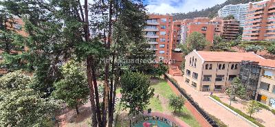 Apartamento de 2 alcobas en venta en Los Rosales, Bogotá, 210 m² · foto 9 de 20