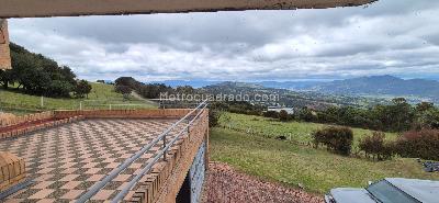 Casa de 4 alcobas en venta en Cerros De Yerbabuena, Chía, 398 m² · foto 4 de 20