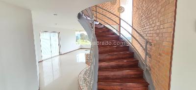 Casa de 4 alcobas en venta en Cerros De Yerbabuena, Chía, 398 m² · foto 6 de 20