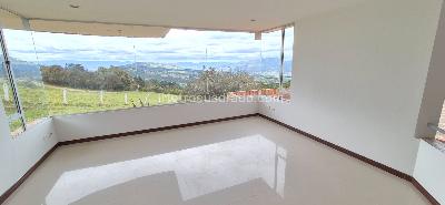 Casa de 4 alcobas en venta en Cerros De Yerbabuena, Chía, 398 m² · foto 9 de 20