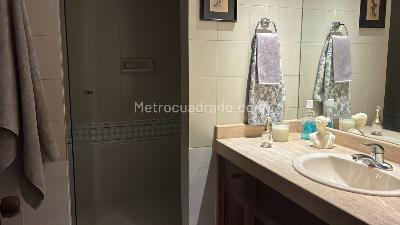 Apartamento en venta en Los Rosales, Bogotá · foto 10 de 19