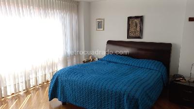 Apartamento de 3 alcobas en venta en Chico Navarra, Bogotá, 160 m² · foto 15 de 20