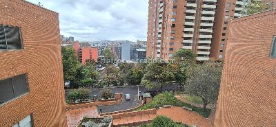 Apartamento de 3 alcobas en venta en Entremontes, Bogotá, 228 m² · foto 4 de 20