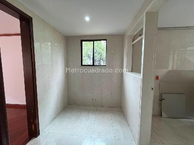 Apartamento de 3 alcobas en venta en Santa Barbara Central, Bogotá, 167 m² · foto 6 de 19