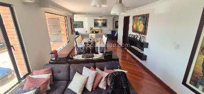 Apartamento de 3 alcobas en venta en Refugio Alto, Bogotá, 209 m² · foto 4 de 20