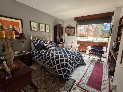 Apartamento de 3 alcobas en venta en Los Rosales, Bogotá, 220 m² · foto 8 de 15