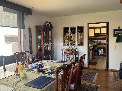 Apartamento de 3 alcobas en venta en Los Rosales, Bogotá, 220 m² · foto 4 de 15