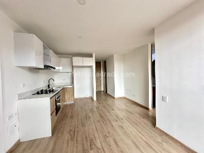 Apartamento de 2 alcobas en venta en Chico Norte Iii, Bogotá, 68 m² · foto 3 de 20