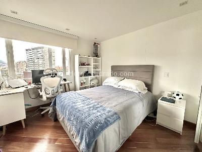 Apartamento de 3 alcobas en venta en Alamedadel Country, Bogotá, 170 m² · foto 15 de 20
