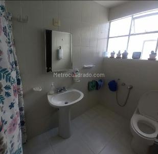 Casa de 4 alcobas en venta en La Soledad, Bogotá, 285 m² · foto 11 de 19