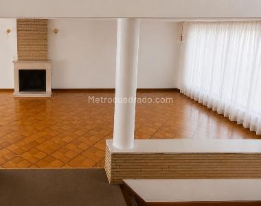 Casa de 4 alcobas en venta en La Soledad, Bogotá, 285 m² · foto 4 de 19