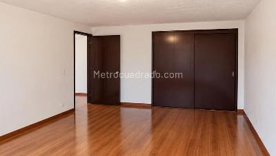 Casa de 4 alcobas en venta en La Soledad, Bogotá, 285 m² · foto 9 de 19