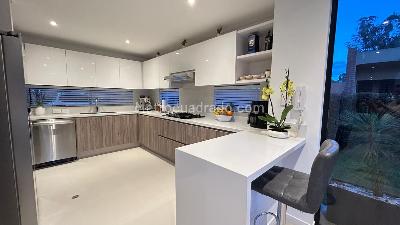 Casa de 3 alcobas en venta en La Calera Refugio Del Valle, La Calera, 261 m² · foto 17 de 20