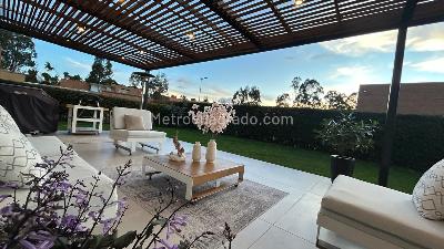 Casa de 3 alcobas en venta en La Calera Refugio Del Valle, La Calera, 261 m² · foto 19 de 20