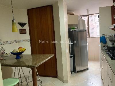 Apartamento de 3 alcobas en venta en Bella Suiza, Bogotá, 120 m² · foto 7 de 8
