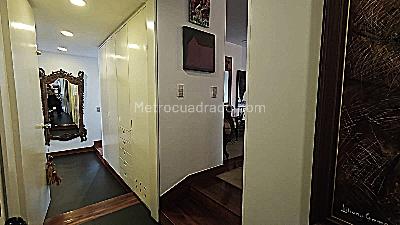 Apartamento de 3 alcobas en venta en Parque Del Virrey, Bogotá, 222 m² · foto 8 de 20