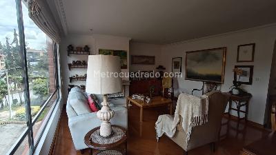 Apartamento de 2 alcobas en venta en Rincon Del Chico, Bogotá, 104 m² · foto 2 de 12