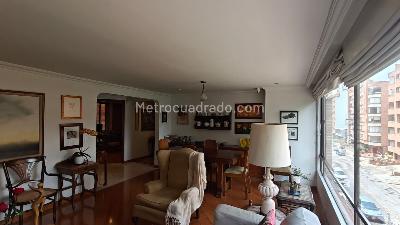 Apartamento de 2 alcobas en venta en Rincon Del Chico, Bogotá, 104 m² · foto 3 de 12