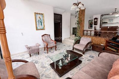 Casa de 5 alcobas en venta en Altos Del Aguacatal, Cali, 370 m² · foto 6 de 20