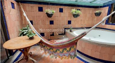 Apartamento de 3 alcobas en venta en Los Rosales, Bogotá, 187 m² · foto 18 de 20