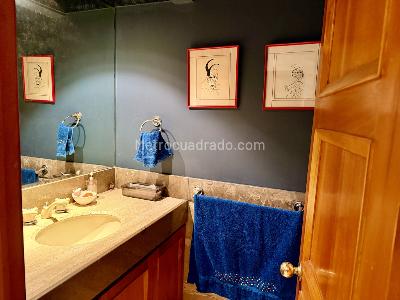 Apartamento de 3 alcobas en venta en Los Rosales, Bogotá, 187 m² · foto 3 de 20