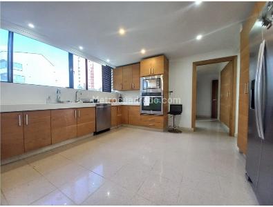 Apartamento de 5 alcobas en venta en La Visitacion, Medellín, 456 m² · foto 10 de 20