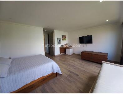 Apartamento de 5 alcobas en venta en La Visitacion, Medellín, 456 m² · foto 16 de 20