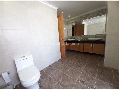 Apartamento de 5 alcobas en venta en La Visitacion, Medellín, 456 m² · foto 20 de 20