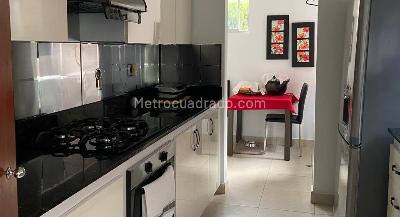 Casa de 3 alcobas en venta en Benedictinos, Envigado, 220 m² · foto 6 de 15