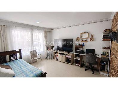 Apartamento de 3 alcobas en venta en Lorena, Medellín, 152 m² · foto 7 de 16