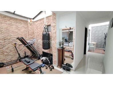 Apartamento de 3 alcobas en venta en Lorena, Medellín, 152 m² · foto 8 de 16