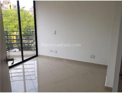 Apartamento de 3 alcobas en venta en Laureles, Medellín, 130 m² · foto 4 de 14
