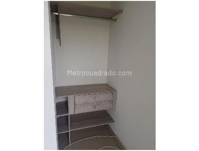 Apartamento de 3 alcobas en venta en Laureles, Medellín, 130 m² · foto 11 de 14