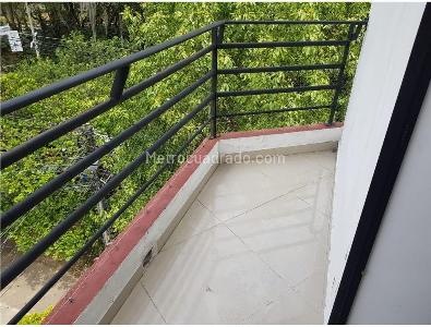 Apartamento de 3 alcobas en venta en Laureles, Medellín, 130 m² · foto 12 de 14