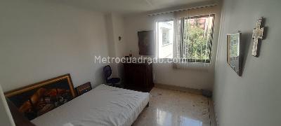 Apartamento de 3 alcobas en venta en Laureles Santa Teresita, Medellín, 134 m² · foto 9 de 14