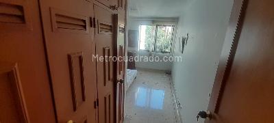 Apartamento de 3 alcobas en venta en Laureles Santa Teresita, Medellín, 134 m² · foto 10 de 14
