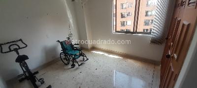 Apartamento de 3 alcobas en venta en Laureles Santa Teresita, Medellín, 134 m² · foto 11 de 14