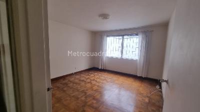 Apartamento de 3 alcobas en venta en Laureles, Medellín, 150 m² · foto 9 de 12