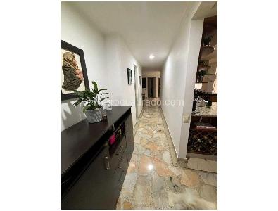 Apartamento de 4 alcobas en venta en Laureles, Medellín, 152 m² · foto 6 de 13