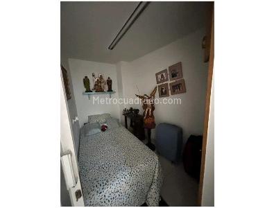 Apartamento de 4 alcobas en venta en Laureles, Medellín, 152 m² · foto 9 de 13