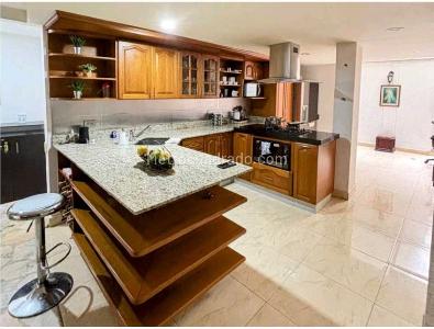 Apartamento de 4 alcobas en venta en Laureles, Medellín, 152 m² · foto 11 de 13