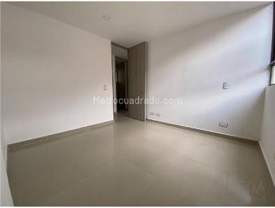 Apartamento de 3 alcobas en venta en Laureles La Almeria, Medellín, 70 m² · foto 5 de 10